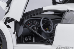 Ön Sipariş - 1/18 AUTOart Lamborghini Diablo GTR (Impact White) - 79136