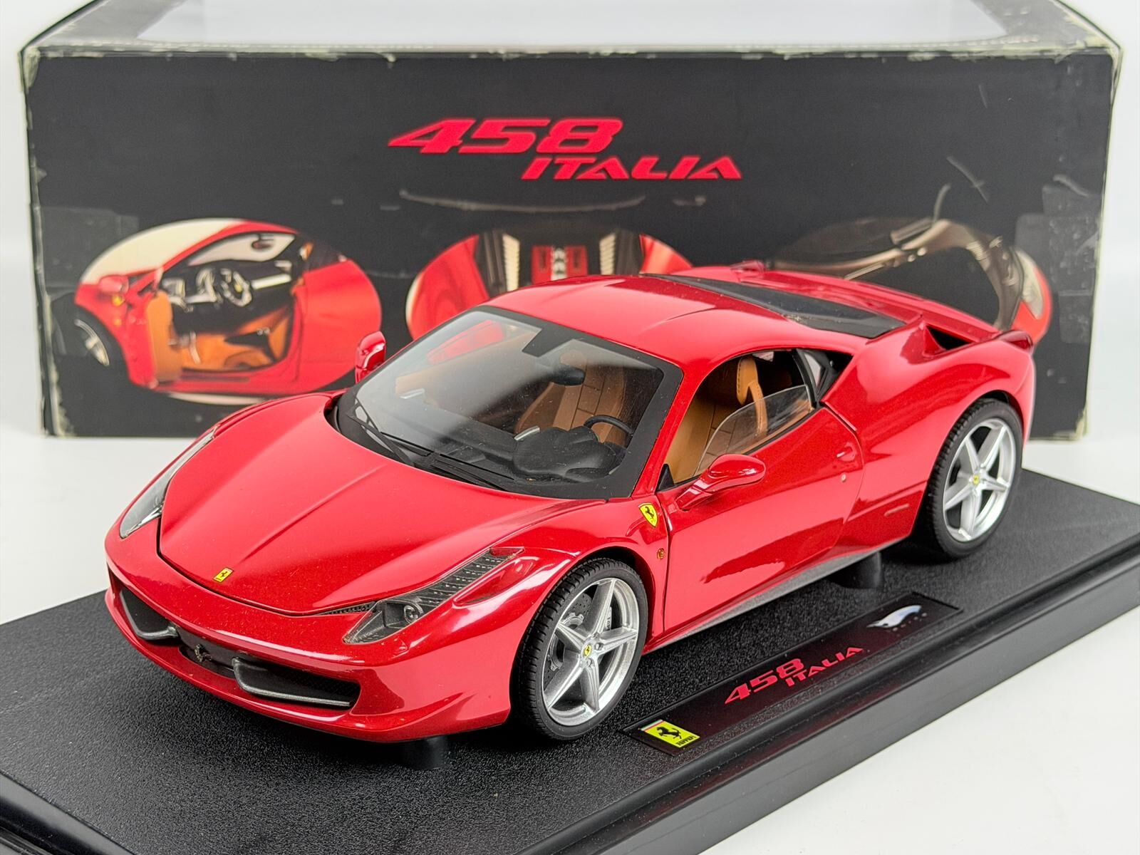 HATALI - 1/18 HOT WHEELS Ferrari 458 ITALIA RED - P9893