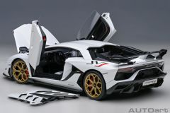 AUTOART - LAMBORGHINI - AVENTADOR SVJ 2018
