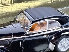 1/43 MINICHAMPS Alfa Romeo 8c 2900 B Lungo Black - 436120421