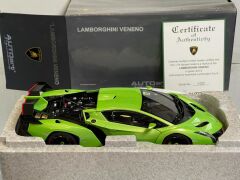 AUTOART - LAMBORGHINI - VENENO 2013
