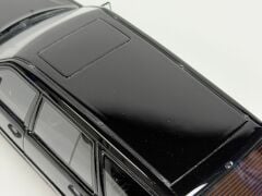 HATALI - 1/18 OTTO Mercedes-Benz S124 300TE AMG Black 040 1988 - OT147