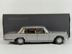 HATALI - 1/18 AUTOart Mercedes- Benz 600 SWB - Silver - 76191