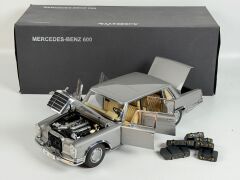 HATALI - 1/18 AUTOart Mercedes- Benz 600 SWB - Silver - 76191