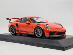 1/18 Minichamps Porsche 911 GT3 RS (991.2) Lava Orange - 155068225