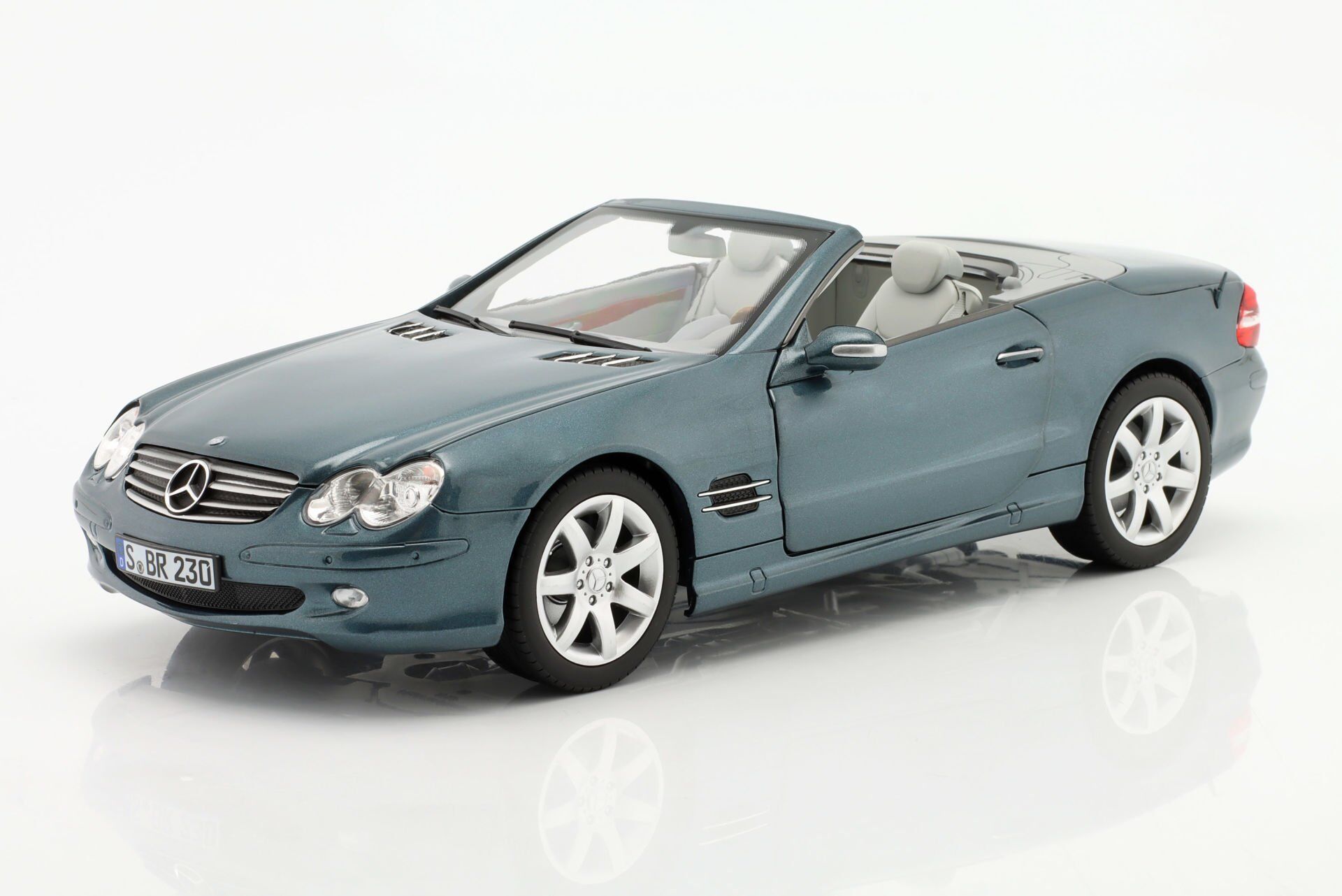NOREV - MERCEDES BENZ - SL-CLASS SL500 (R230) CABRIOLET 2003