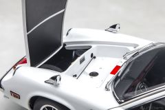 AUTOART - LOTUS - EUROPA SPECIAL 1975 - THE CIRCUIT WOLF - (HERO) YUYA FUBUKI - MANGA MOVIE