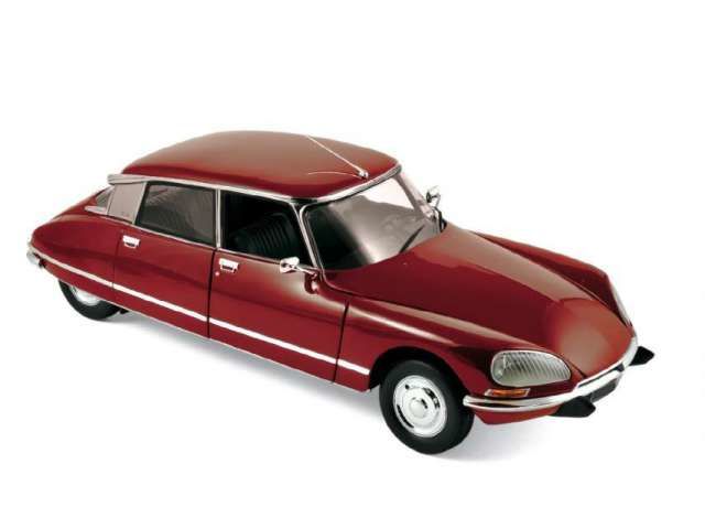 1973 Citroen DS23 Pallas, massena red