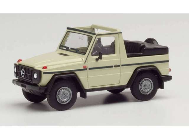 1/87 Mercedes Benz G Cabrio, beige