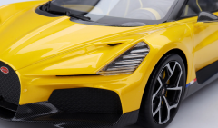 1/18 TRUESCALE - BUGATTI - W16 MISTRAL 2023