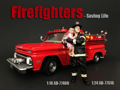 1/18 American Diorama Firefighter - Saving Life - AD77460