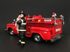 1/18 American Diorama Firefighter - Saving Life - AD77460