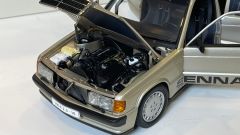 AUTOART - MERCEDES BENZ - 190E 2.3 16V (W201) N 11 WINNER NURBURGING RACE OF CHAMPION 1984 AYRTON SENNA