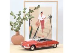 1/18 1961 Citroën DS 19 Cabriolet, red corail