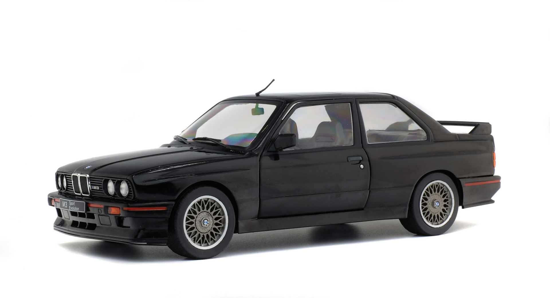 1/18 SOLİDO BMW E30 SPORT EVO BLACK 1990  - S1801501