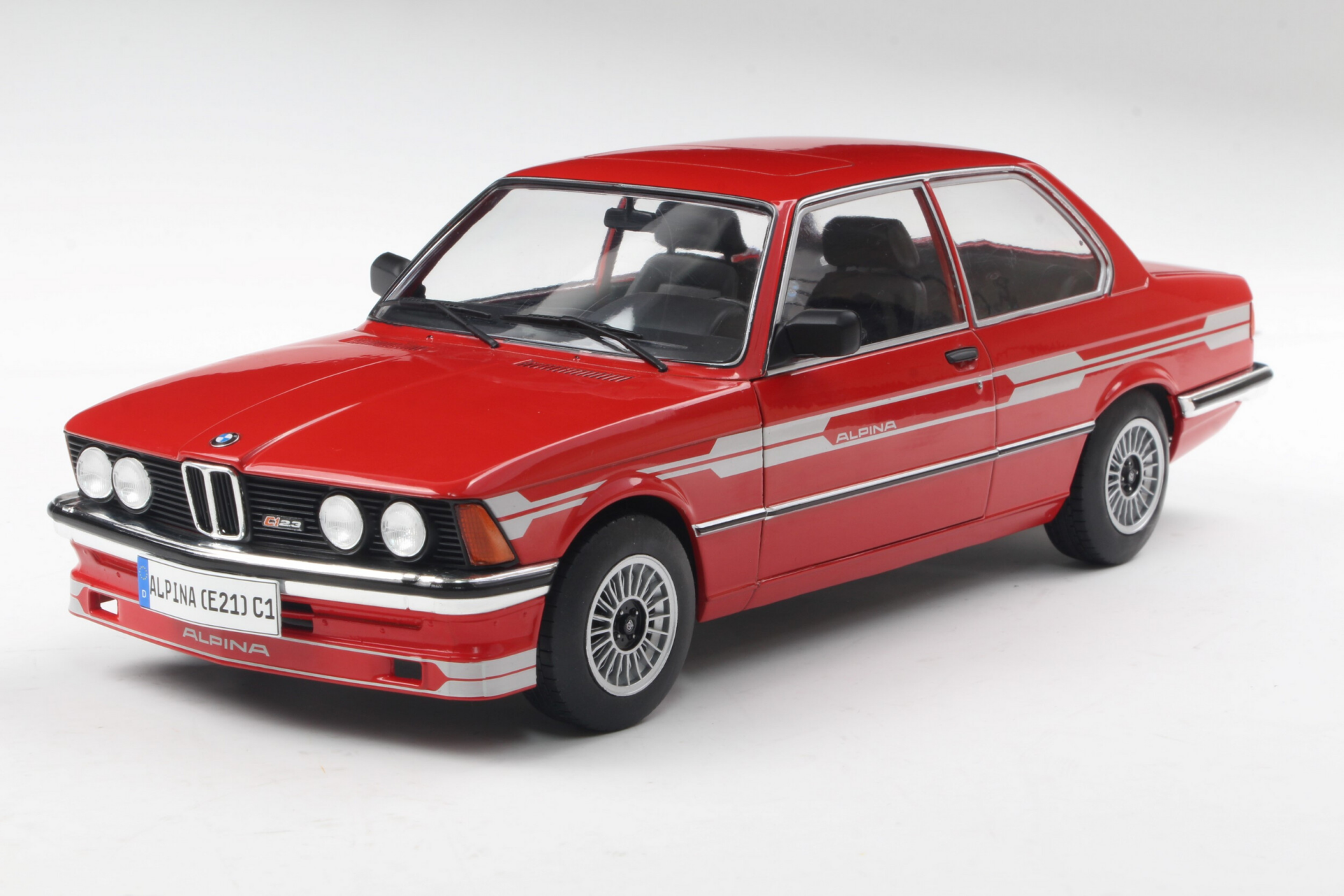 1/18 SOLİDO ALPINA E21 C1 2,3 – 1980  - S1812803