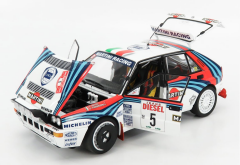 KYOSHO - LANCIA - DELTA HF INTEGRALE TEAM MARTINI RACING (night version) N 5 WINNER RALLY SANREMO 1992 A.AGHINI - S.FARNOCCHIA
