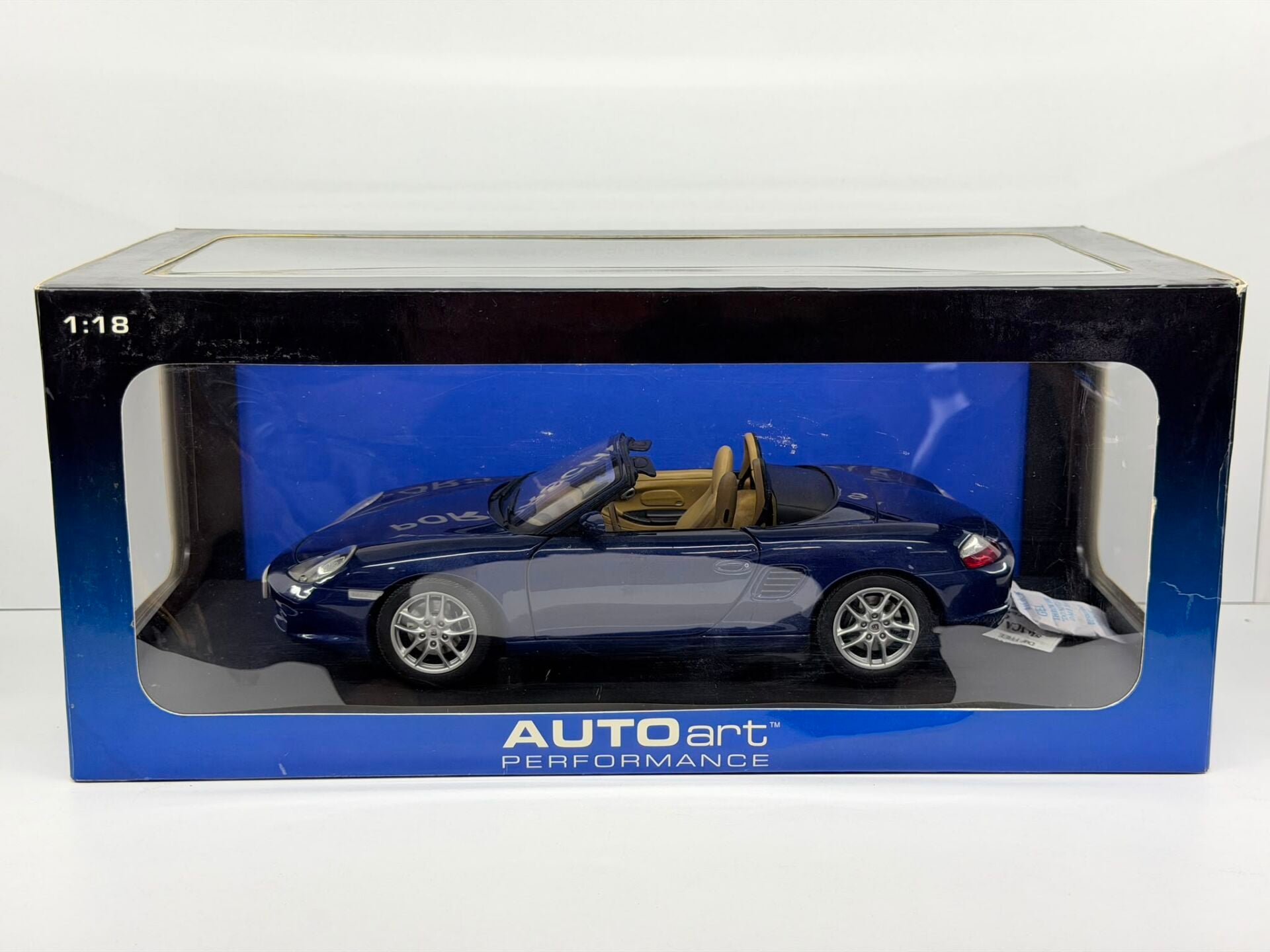 1:18 AUTOART PORSCHE 986 BOXSTER S LAPIS BLUE 77881