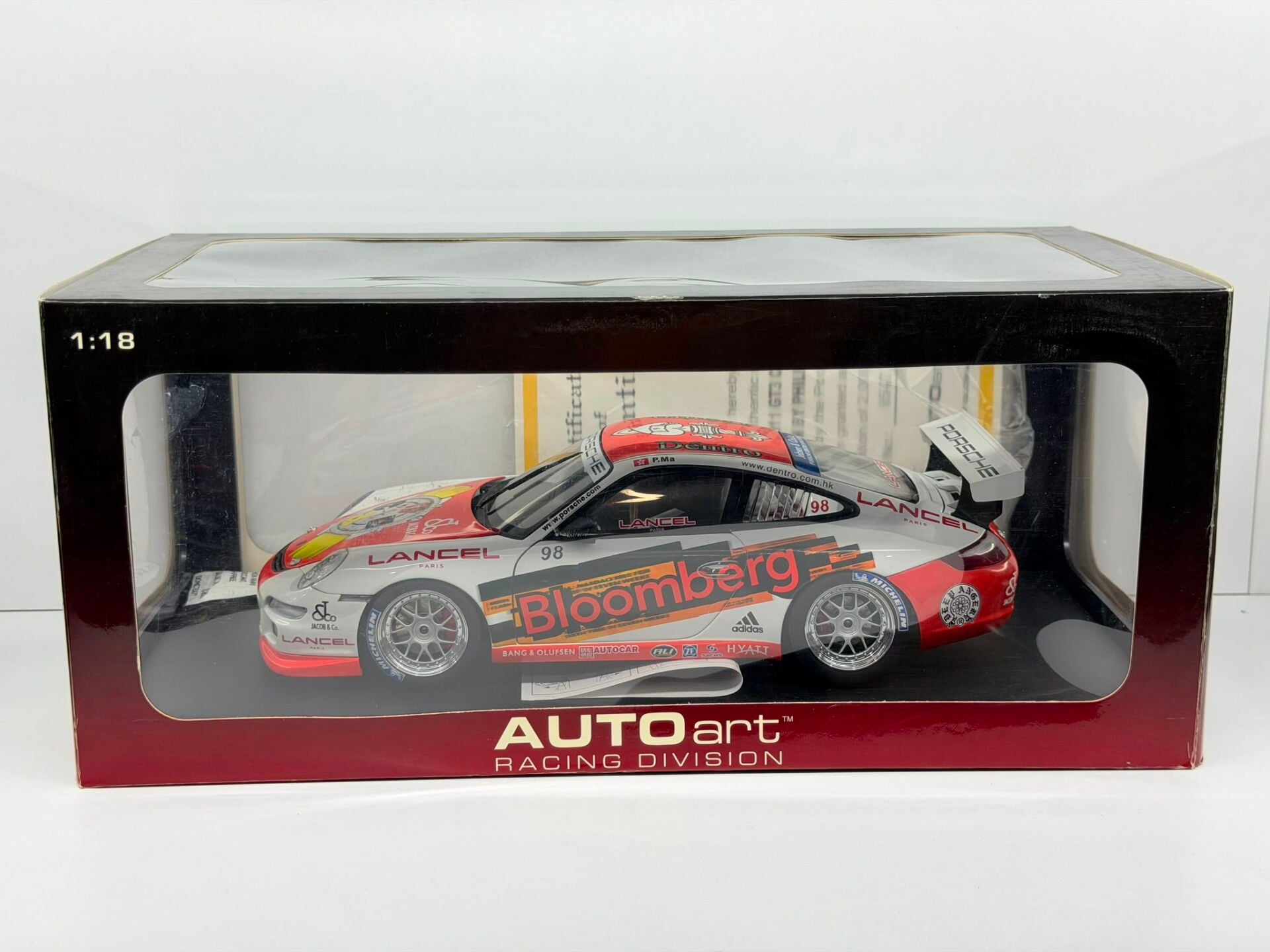 1/18 AUTOART - PORSCHE - 911 997 GT3 N 98 PORSCHECUP 2006 P.MA