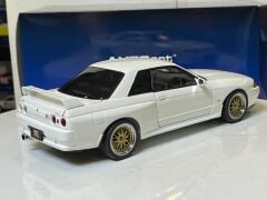 1/18 AUTOART - NISSAN - SKYLINE GT-R (R32) V-SPEC II TUNING VERSION 1991