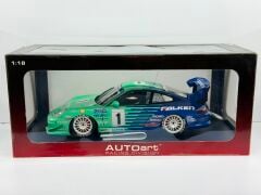 1/18 AUTOART - PORSCHE - 911 996 GT3 N 1 SUPER TAIKYU 2005