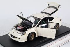 1/18 AUTOART HONDA İNTEGRA TYPE R MUGEN 2001 WHITE - 73251
