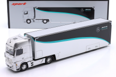 1/43 SPARK Mercedes-Benz Actros race car transporter Mercedes-AMG Petronas formula 1 - S8599