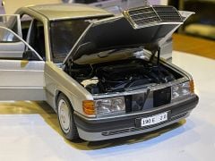 AUTOART - MERCEDES BENZ - 190E 2.0 1986