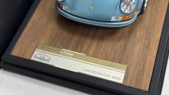 TİMOTHY & PİERRE PORSCHE SINGER 911