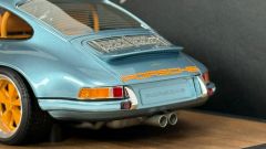 TİMOTHY & PİERRE PORSCHE SINGER 911