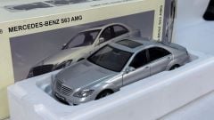 AUTOART - MERCEDES BENZ - S-CLASS S63 AMG 2008