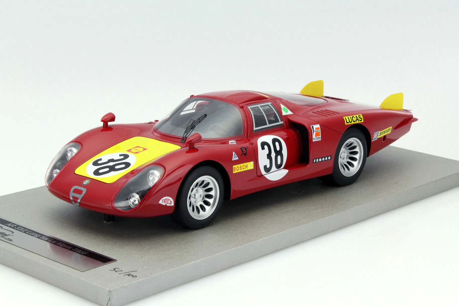 1/18 TECNOMODEL - ALFA ROMEO - 33/2 LONG TAIL N 38 5th 24h LE MANS 1968 C.FACETTI - S.DINI