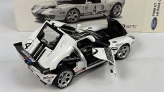 AUTOART - FORD USA - GT40 LM SPEC II N 4 RACE VERSION 2005