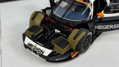 AUTOART - MASERATI - MC12 TEAM HEGERSPORT N 33 FIA GT1 SEASON 2010 A.HEGER - A.MULLER