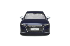 1/18 GT SPIRIT Audi S8 Navarra Blue Limousine 2020 - GT313