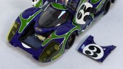 AUTOART - PORSCHE - 917LH 4.5L TEAM MARTINI RACING INTERNATIONAL N 3 2nd 24h LE MANS 1970 G.LARROUSSE - W.KAUHSEN