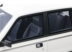 1/18 OTTO-MOBILE - PEUGEOT - 505 V6 1989