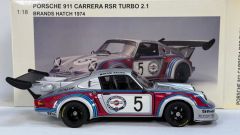 AUTOART - PORSCHE - 911 930 CARRERA RSR TURBO 2.1L TEAM MARTINI RACING N 5 BRANDS HATCH 1974 H.MULLER - G.VAN LENNEP