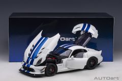 AUTOART - DODGE - VIPER GTS-R COMMEMORATIVE ACR 2017