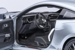 1/18 AUTOart Ford Shelby Mustang GT500 (Iconic Silver)