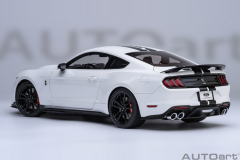 1/18 AUTOart Ford Shelby Mustang GT500 (Oxford White)