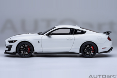 1/18 AUTOart Ford Shelby Mustang GT500 (Oxford White)