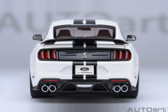 1/18 AUTOart Ford Shelby Mustang GT500 (Oxford White)