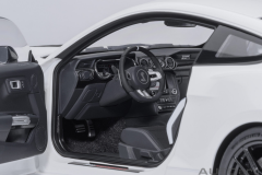 1/18 AUTOart Ford Shelby Mustang GT500 (Oxford White)