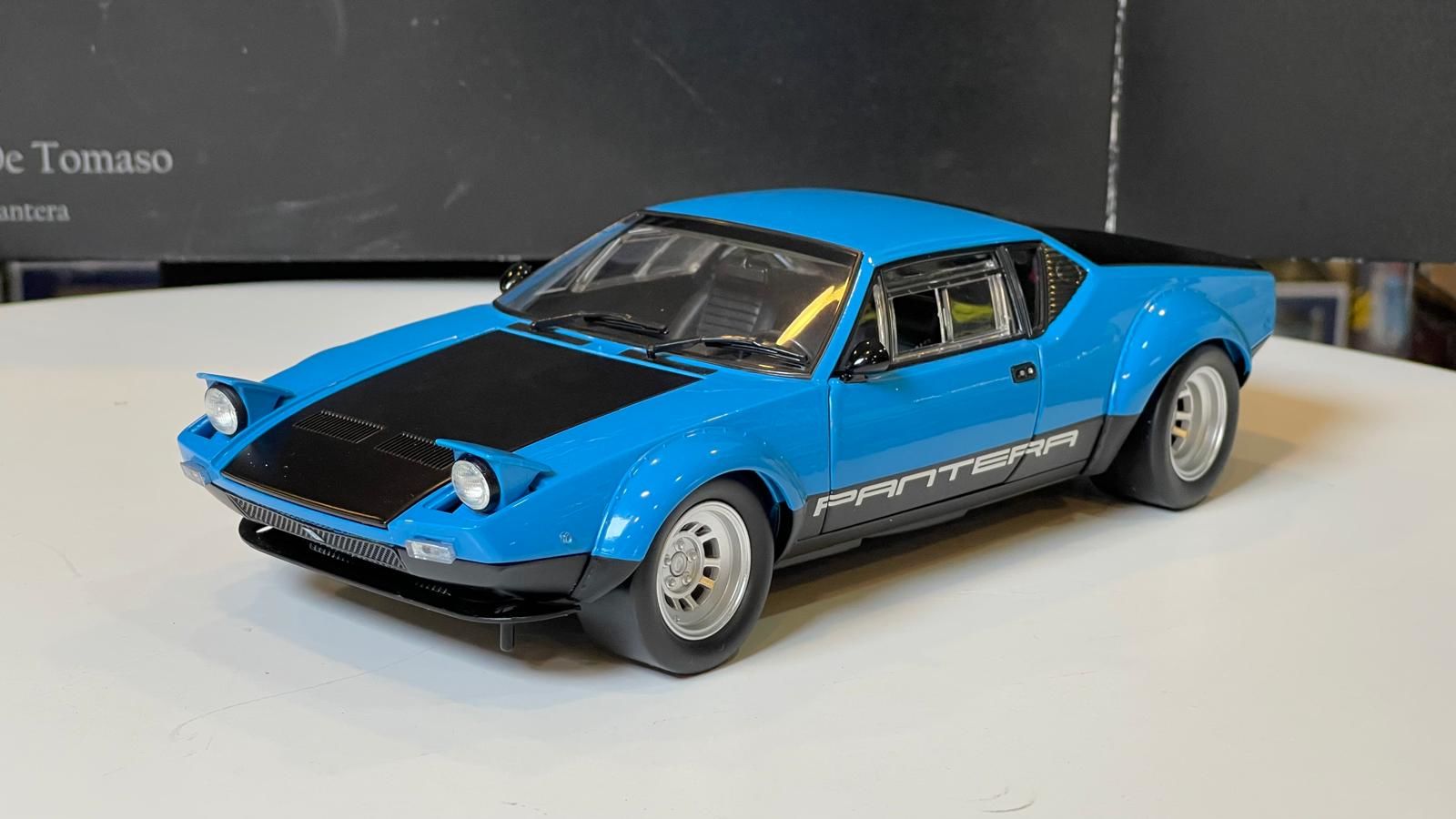 KYOSHO - DE TOMASO - PANTERA GT4 1975
