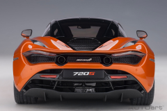 1/18 AUTOart McLaren 720S (Azores Orange)