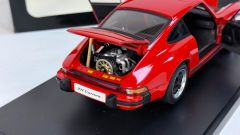 AUTOART - PORSCHE - 911 CARRERA 1988