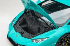 1/18  AUTOART - LAMBORGHINI - HURACAN EVO 2018