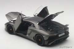 1/18 AUTOart Lamborghini Aventador LP750-4 SV Grigio Titans/Matt Grey - 74554