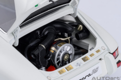 AUTOART - PORSCHE - 911 CARRERA RS 2.7 COUPE 1973